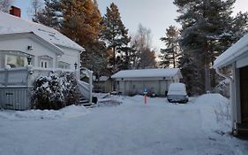 Yrjänäntie Home Apartment
